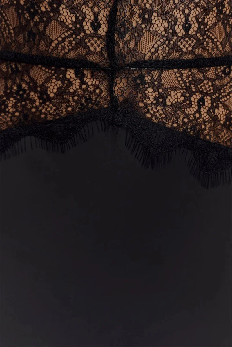 Summer Sexy Maxi Dress Women's Backless Lace Halter Deep V Neck Sleeveless High Waist Elegant Long Gown Floor-Length Polyester