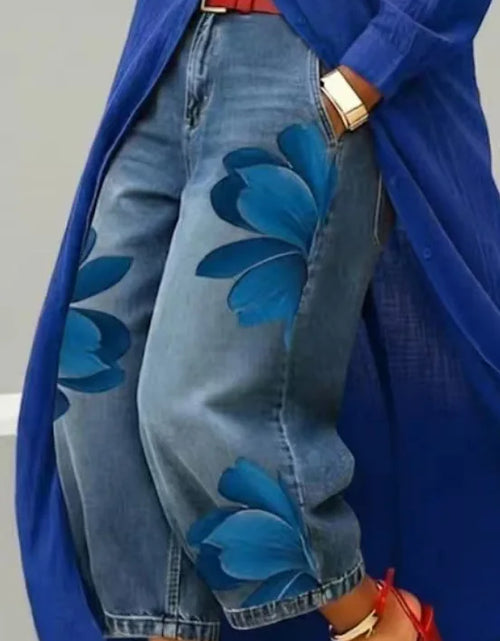 Load image into Gallery viewer, 2026 Streetwear Women's Floral Print High Waist Jeans Loose Fit Cropped Wide Leg Denim Pants Casual Trendy Plus Size Trousers
