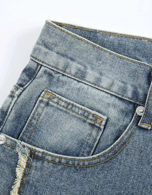 Load image into Gallery viewer, 2026 Summer Pentagram Pattern Men's  Mid Length Denim Shorts American High Street Straight
