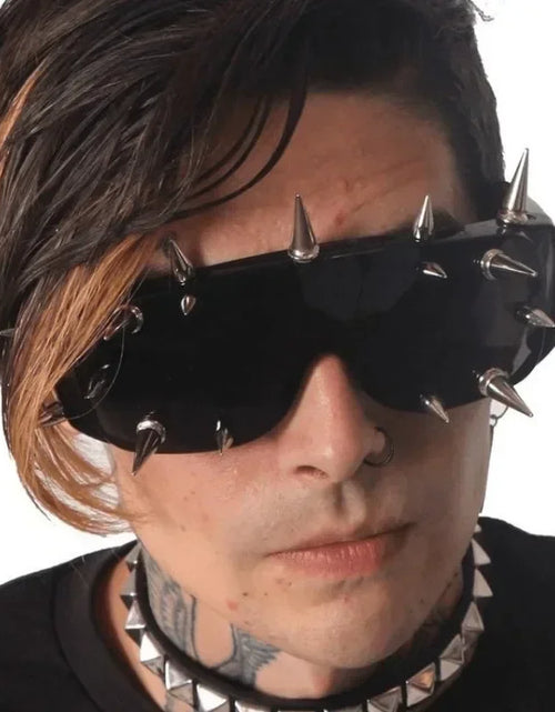 Load image into Gallery viewer, Cyberpunk Demon Eyewear Metal Rivet Sunglasses Steampunk Eyewear
