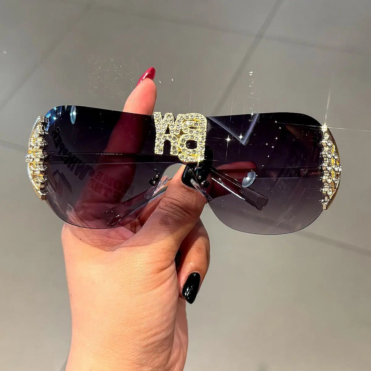 Luxury y2k Rimless Women's Sunglasses with Rhinestone Letters Brand Designer Sun Glasses for Outdoor UV400