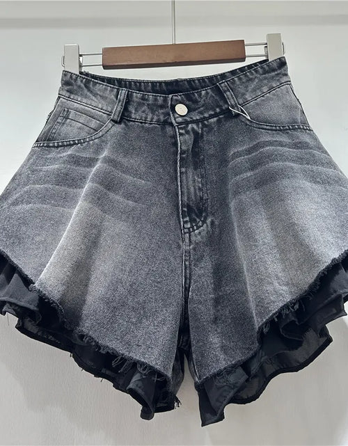 Load image into Gallery viewer, Women's Patchwork Hem Wash Denim Shorts Summer Trendy High Waist A-line Shorts
