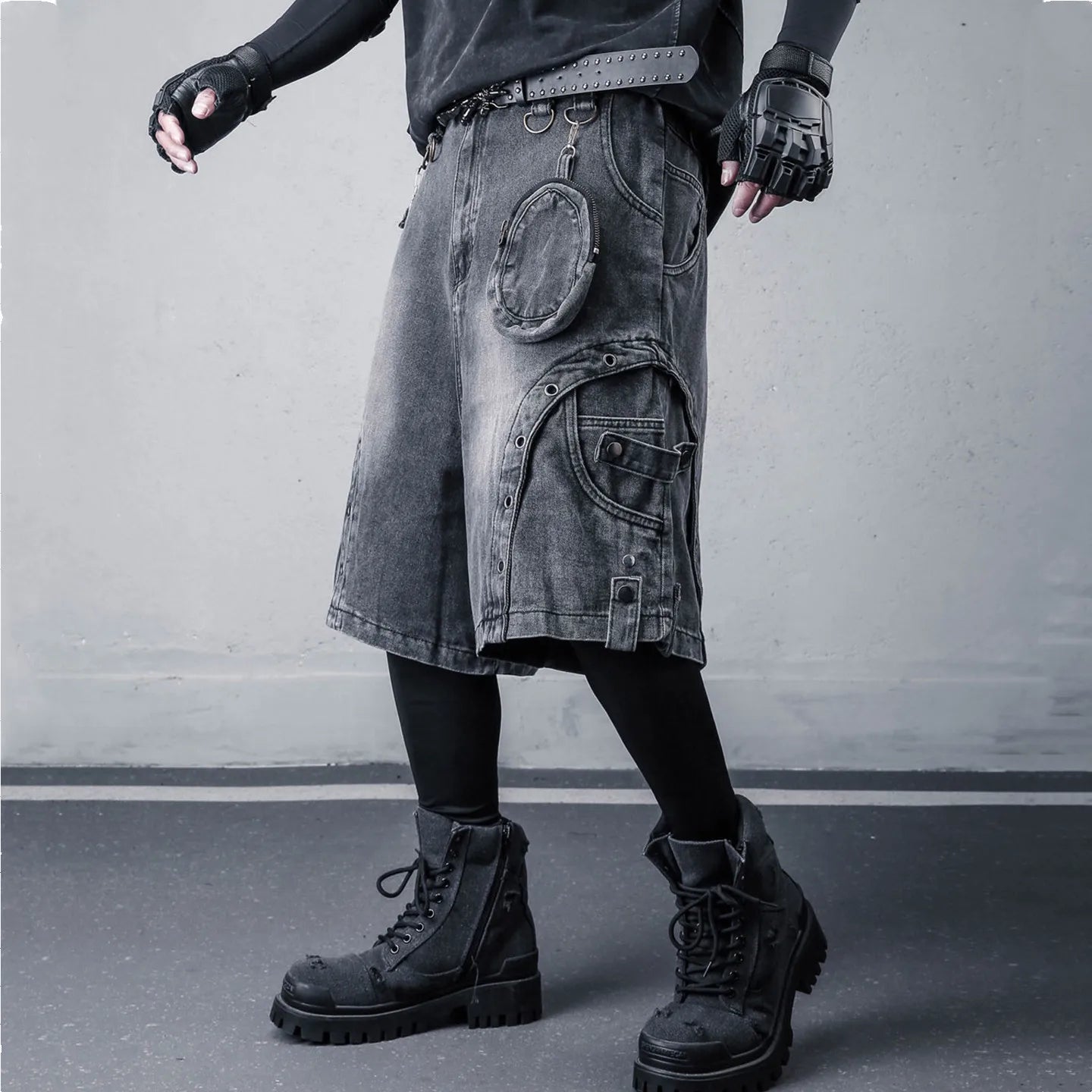 2026 Summer Washed Vintage Punk Jean Shorts With Small Pouch Style Metal Eyelets Spliced Denim Shorts