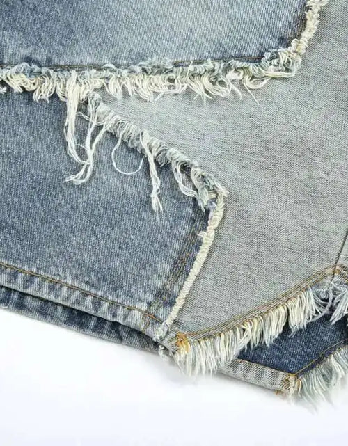 Load image into Gallery viewer, 2026 Summer Pentagram Pattern Men's  Mid Length Denim Shorts American High Street Straight
