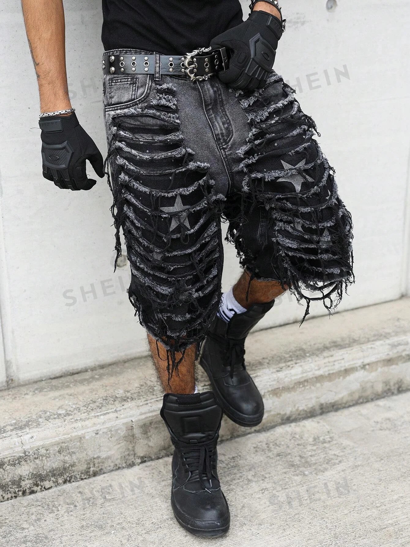 Men's Gothic Vintage Aesthetic Black Washed Ripped Denim Shorts, Summer Trendy Loose Raw Edge Fringed Five-Point Pants