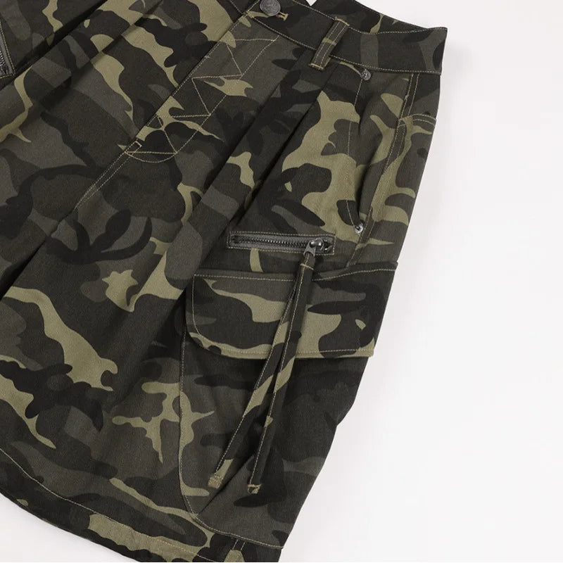 Women Camo Cargo Letter Print Baggy Shorts with Pockets 2026