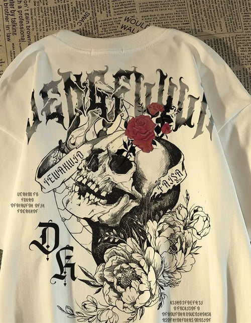 Load image into Gallery viewer, Women's New pure cotton American retro skull print T-shirt with round neck and short sleeve
