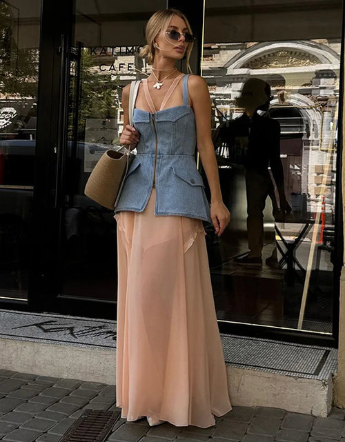 Load image into Gallery viewer, Women's Sleeveless Denim Vest Backless Zippers Tank Top with Pocket Summer 2026 Spring
