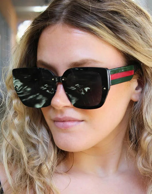 Load image into Gallery viewer, New Sunglasses for Women Retro Fashion Sun Glasses Color Blocked Eyeglass Luxury Brand Design Uv400
