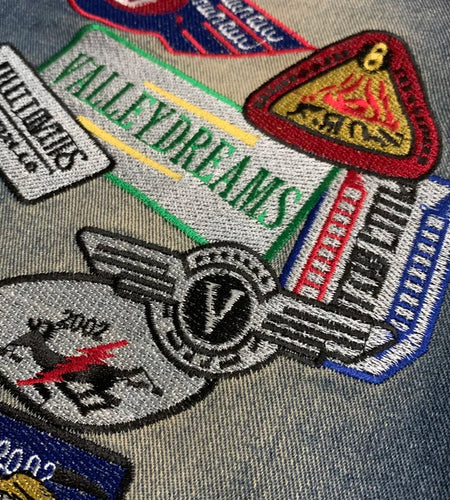 2026 American VALLEY Embroidery Rhinestone Logo Patch Label Denim Shorts Men High Quality Loose Straight Short Jeans